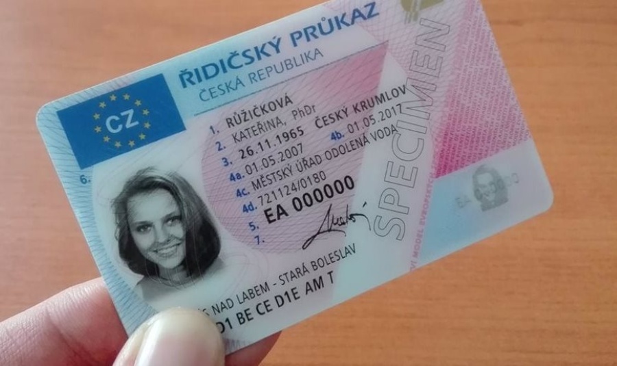 Do konce roku vyprší platnost 202 tisíc řidičských průkazů. Nejvíce ve Středočeském kraji a Praze