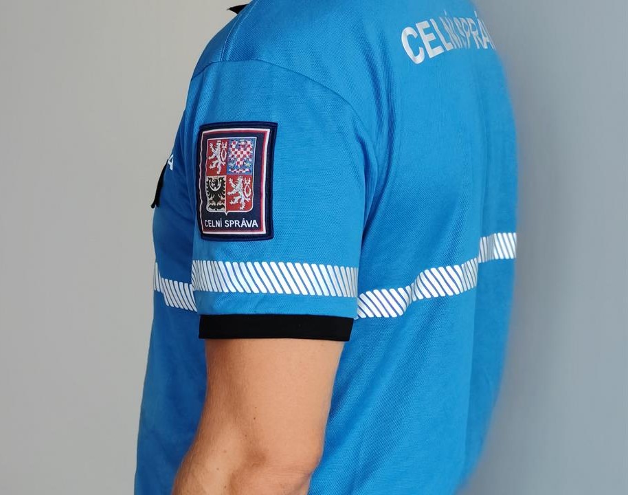 Celník na pražském letišti měl podle GIBS brát úplatky za rychlejší odbavení zásilek