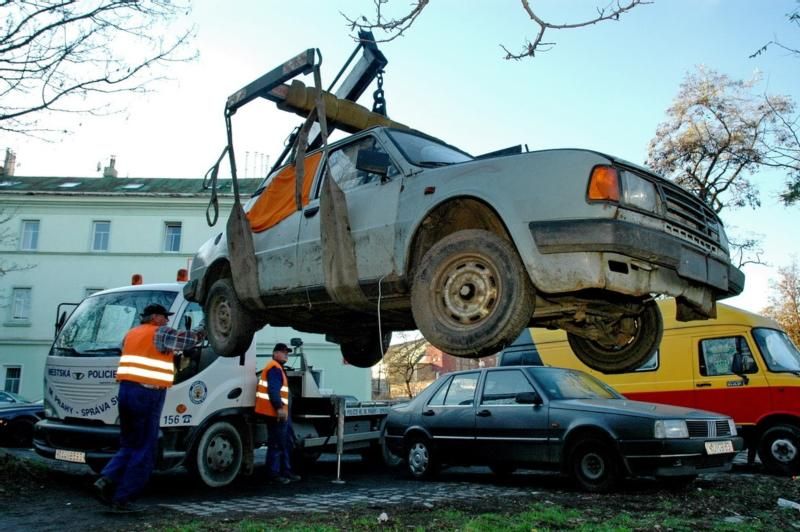 obrázek: Hlavní město bude moci odtáhnout vraky ze všech komunikací na území metropole bez ohledu na vlastníka