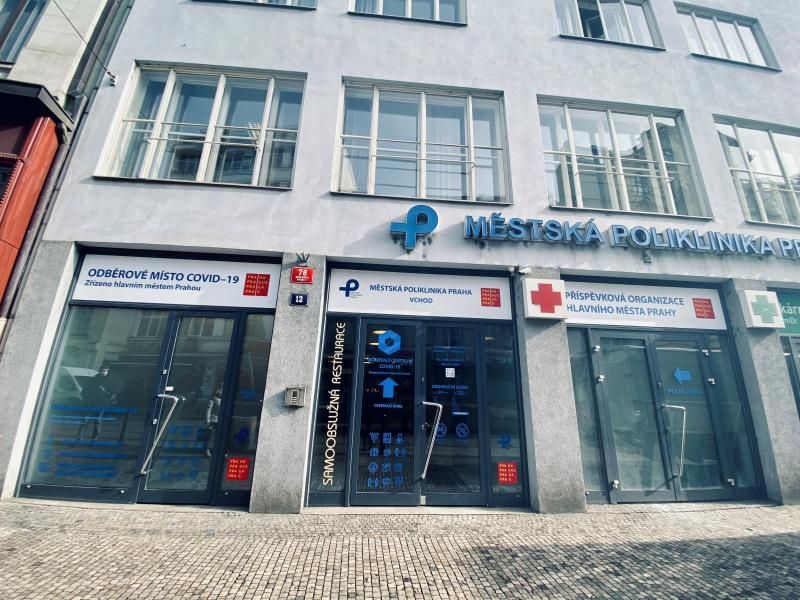 obrázek: Hlavní město spustilo provoz nových očkovacích míst, očkuje se už vakcínou od Moderny