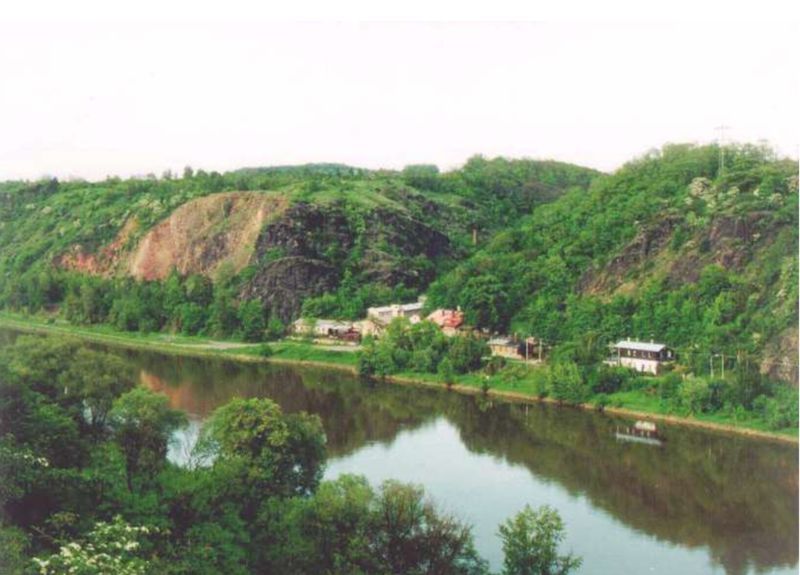 obrázek: Kaňon Vltavy u Sedlce získá vyšší ochranu. Přírodní památka Zámky se rozšíří