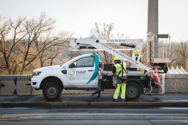 obrázek: Libeňský most si sám reguluje intenzitu osvětlení podle hustoty dopravy