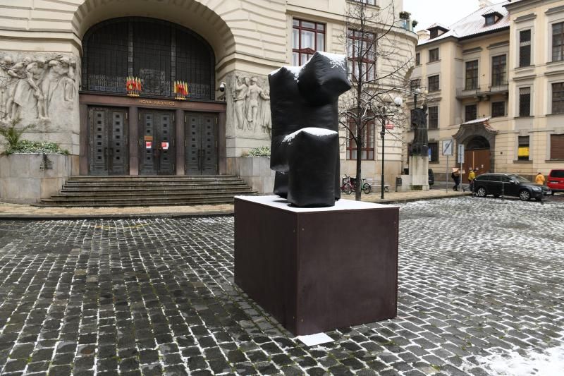 obrázek: Na Mariánském náměstí pokračuje projekt exteriérových mikrovýstav současného umění