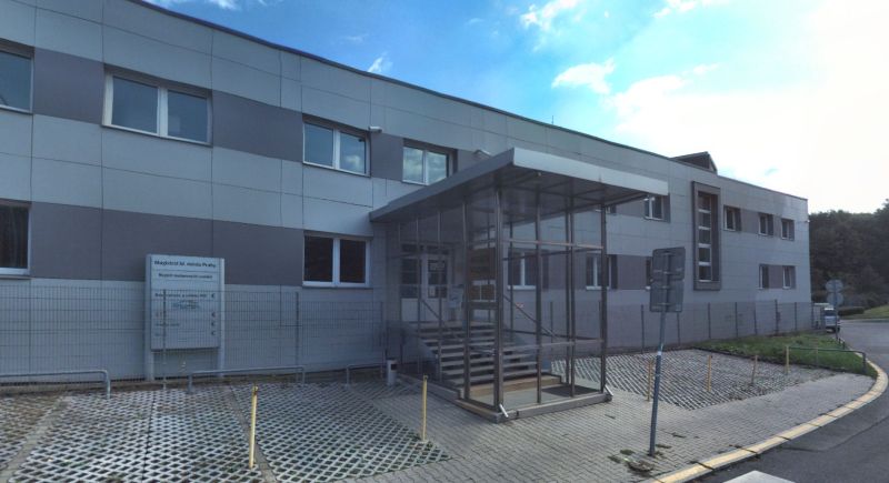 obrázek: Na pracovišti pražského registru vozidel na Jarově je kvůli karanténě omezen provoz