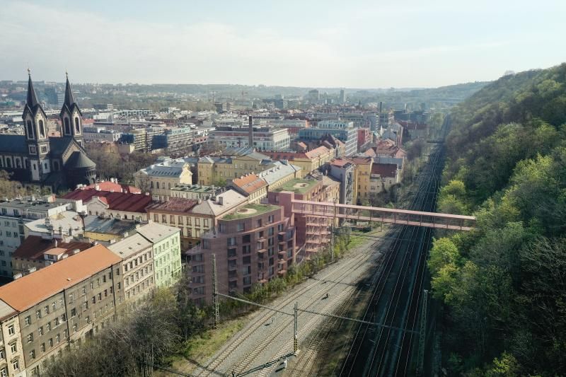 obrázek: Na Vítkov se půjde pěšky lépe, nová lávka propojí Karlín s památníkem