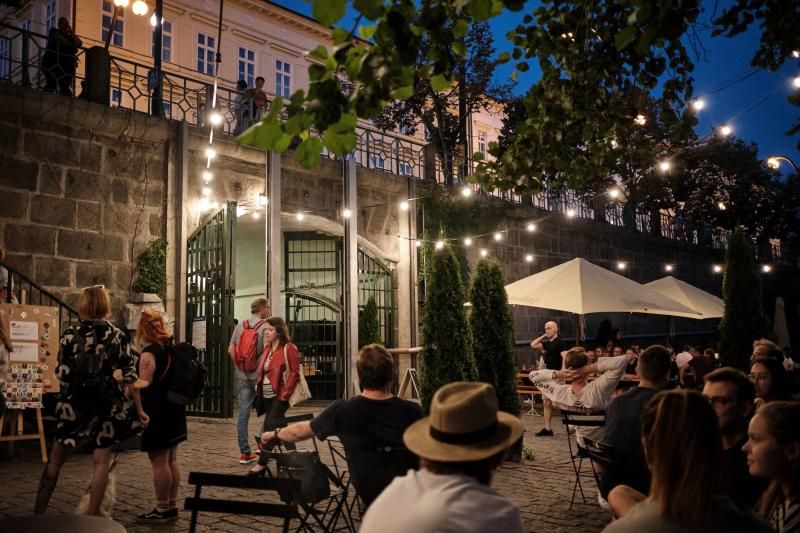 obrázek: O Čapadlo Hollar se mohou hlásit zájemci. Praha hledá provozovatele atraktivního místa u Vltavy