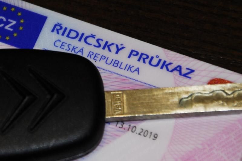 obrázek: O vydání nových řidičských průkazů je velký zájem, pražský registr řidičů rozšíří úřední dobu o dvě soboty