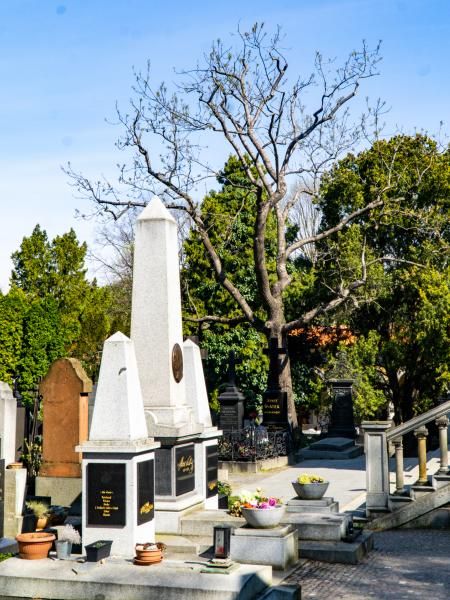 obrázek: Praha má nová Pravidla pro nakládání s hrobovými místy na Vyšehradském hřbitově. O jejich přidělování bude rozhodovat pracovní skupina