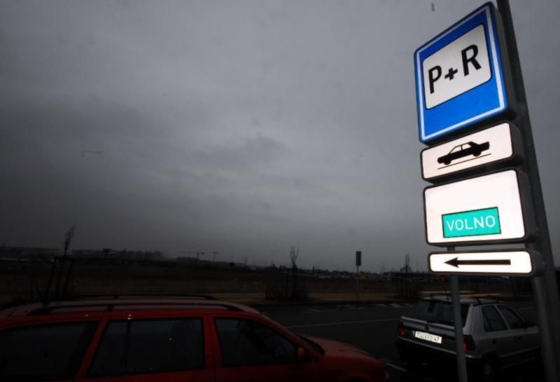 obrázek: Praha připravuje pro řidiče přehled o volných místech na P+R parkovištích a parkovištích na území okresů sousedících s metropolí