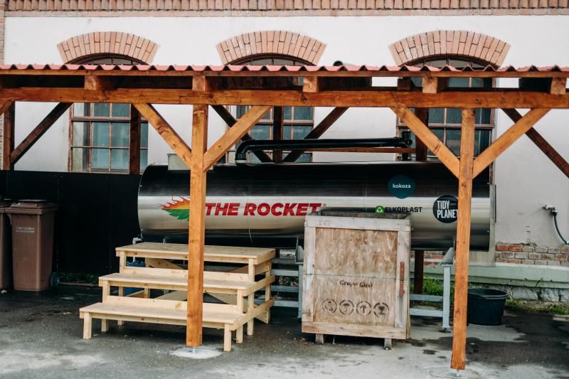 obrázek: Pražská tržnice uvádí do provozu velkoobjemový kompostér. Přemění odpad ze zeleninového trhu, restaurací i venkovních akcí na hnojivo