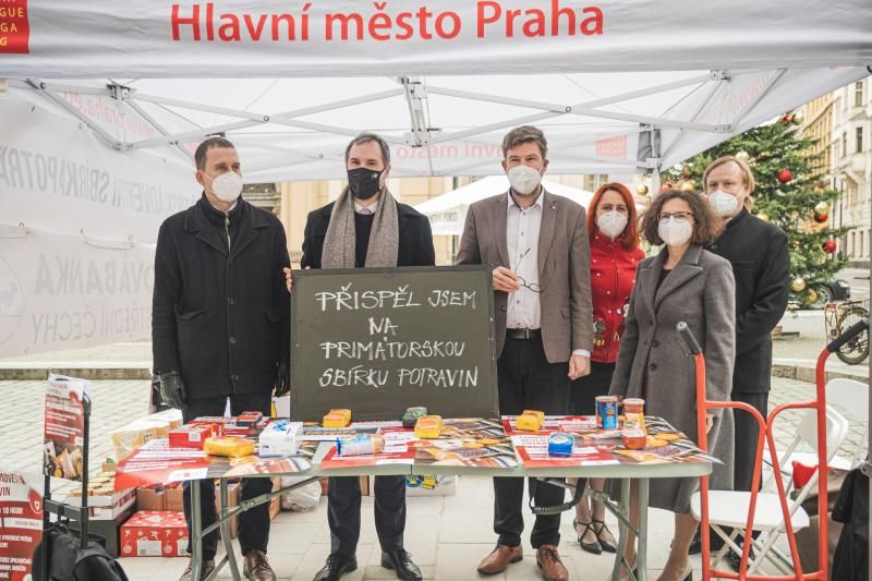 obrázek: Primátorská sbírka potravin slaví úspěch: vybrala se více jak tuna potravin a téměř 45 tisíc korun