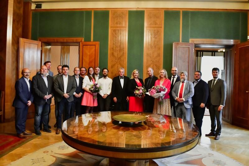 obrázek: Radní hlavního města a Středočeského kraje společně jednali o důležitých tématech v oblasti školství nebo dopravy