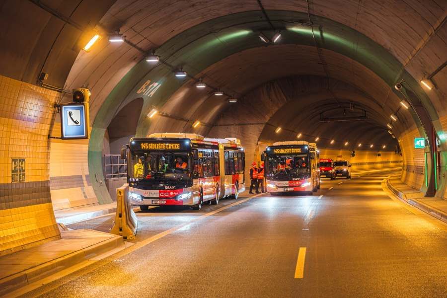 PID zveřejnil jízdní řády linky 145. Cesta tunelem Blanka mezi Kobylisy a Hradčanskou má trvat kolem 15 minut