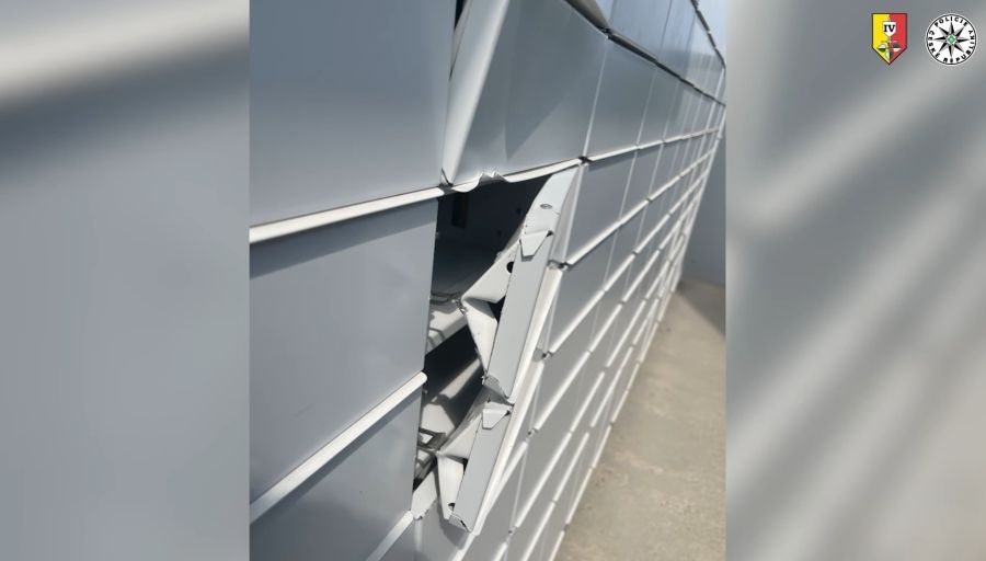 Pražská policie zadržela muže, který měl páčidlem vykrádat výdejní boxy