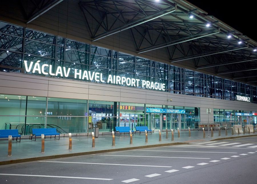 Sjezd z D7 na pražské letiště se na dva týdny uzavře. Řidiče čeká objížďka