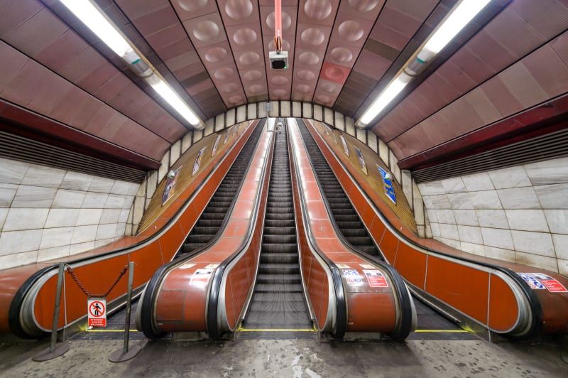 Stanice metra Flora na trase A se uzavřela na 10 měsíců, rekonstrukce přinese bezbariérový přístup