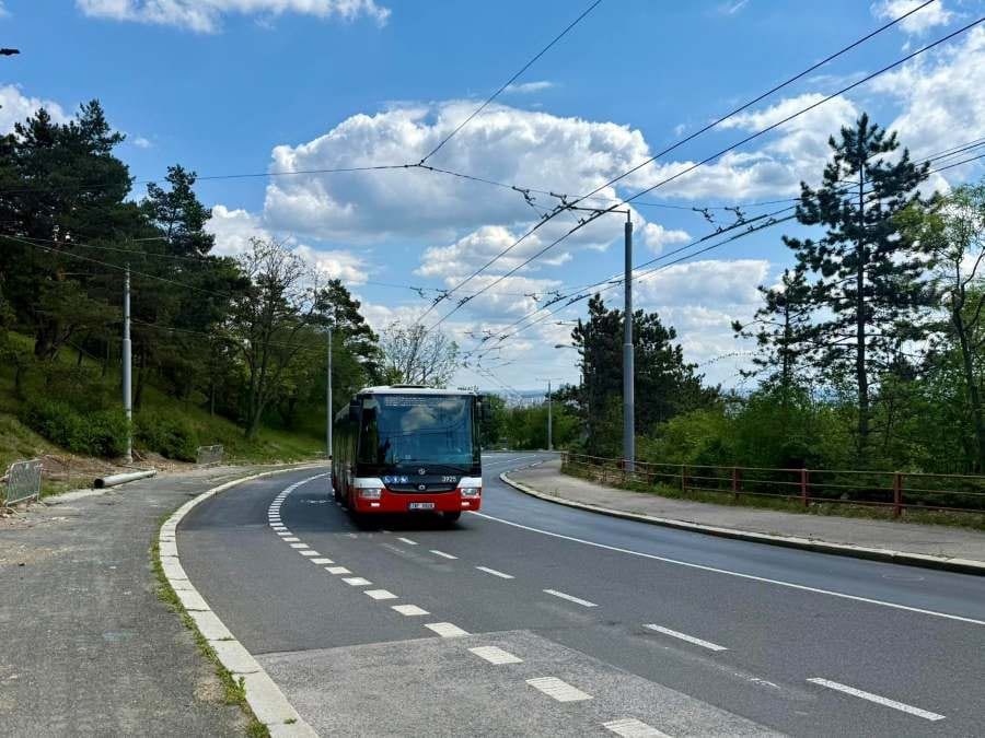 Trolejbusy 51 a 53: Praha rozšiřuje elektrifikované linky, část tras pojede na baterie