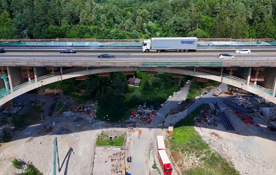 Dvě noční uzavírky D1 u Šmejkalky. Řidiči pojedou objížďkou přes Benešov