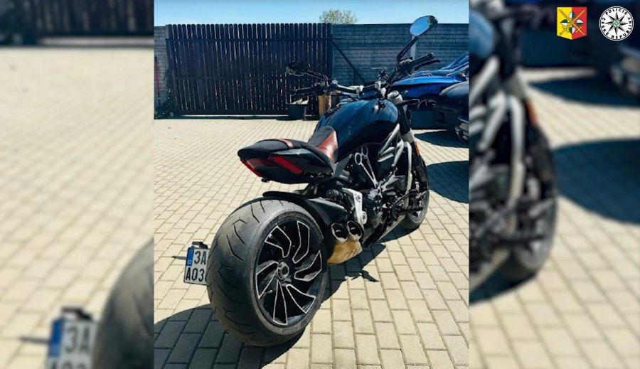 Policie pátrá po muži podezřelém z krádeže motocyklu za více než 350 tisíc. Žádá o pomoc