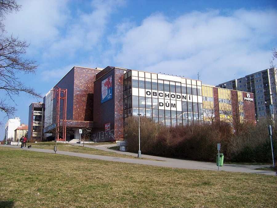 Azbest se objevuje i při rekonstrukcích v Praze, práce podléhají přísnějším pravidlům