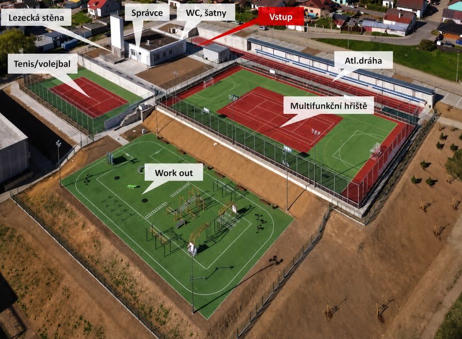 Slaný začalo stavět víceúčelové hřiště v Gagarinově ulici. Hotové má být v listopadu