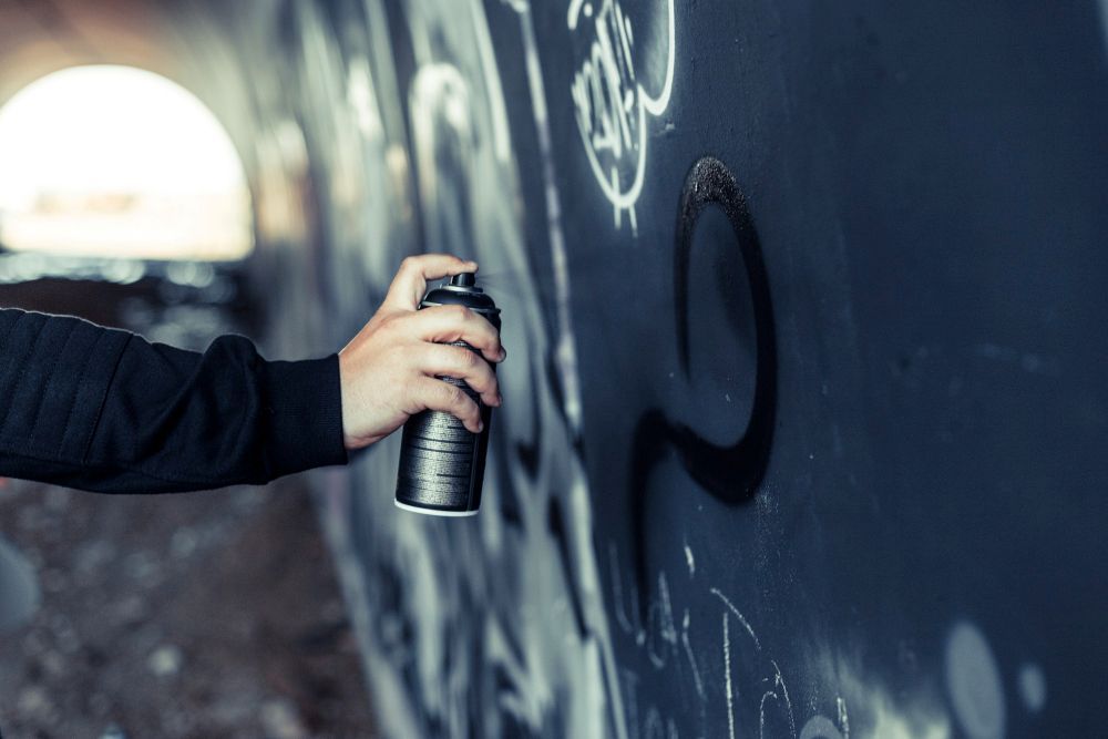 Nelegální graffiti v Praze dál stojí miliony korun, policie letos řešila desítky případů
