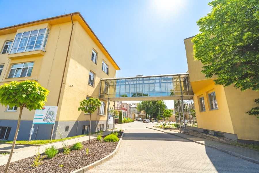 Nymburská nemocnice navýšila kapacitu interny a otevřela nové ortopedické oddělení