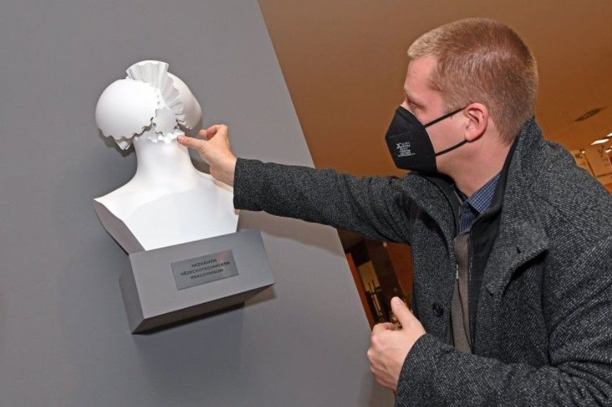 Pocta neznámým vědeckotechnickým pracovníkům