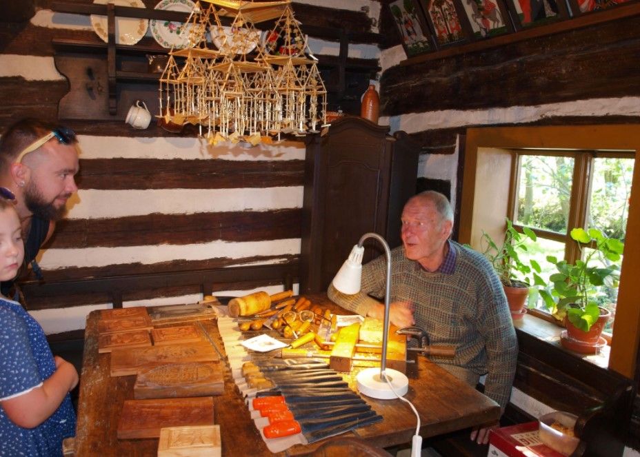 Tradiční posvícenské pečivo provonilo Veselý Kopec