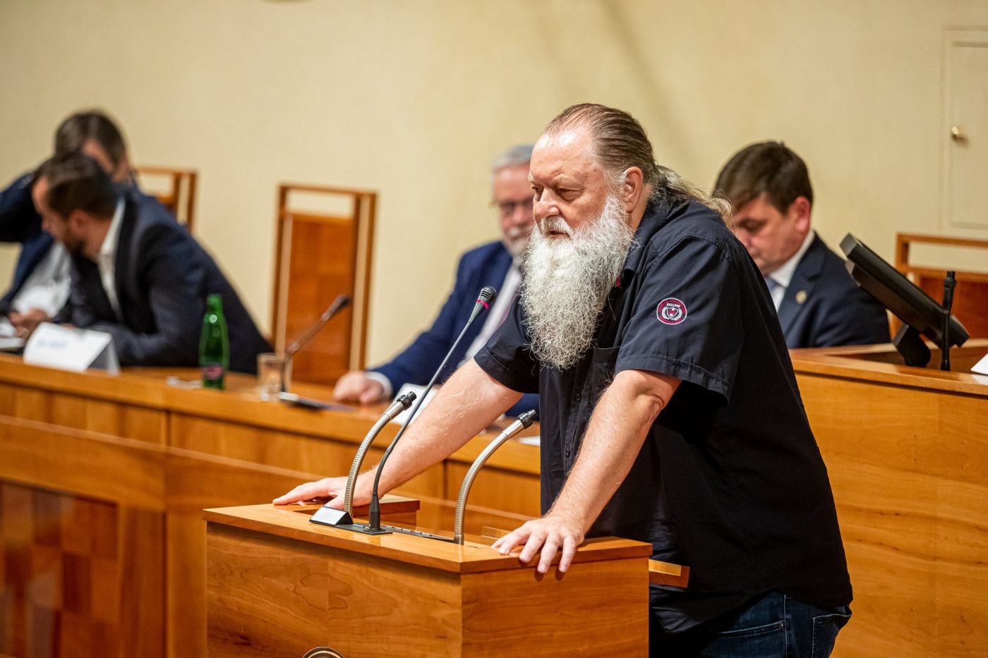 obrázek: Kontroly testovaných a očkovaných se v restauracích dodržovat nebudou, předpokládá Senátor za ODS