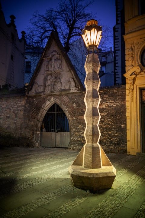 obrázek: Kubistická ikona pražské architektury znovu září
