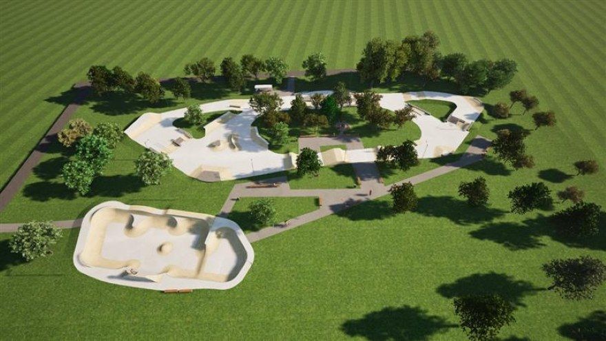 Milovice dokončily nový skatepark za 21 milionů korun. Veřejnosti se otevře po technologickém dozrání betonu