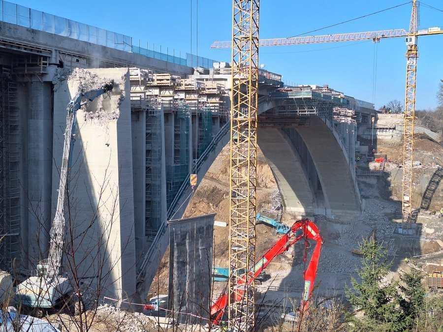 Rekonstrukce mostu Šmejkalka pokračuje, nový most má být hotový v roce 2027