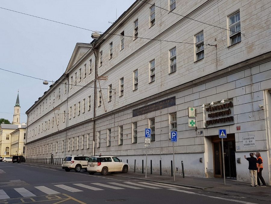 Ve VFN vzniklo nové centrum pro lidi se závislostmi a duševními obtížemi