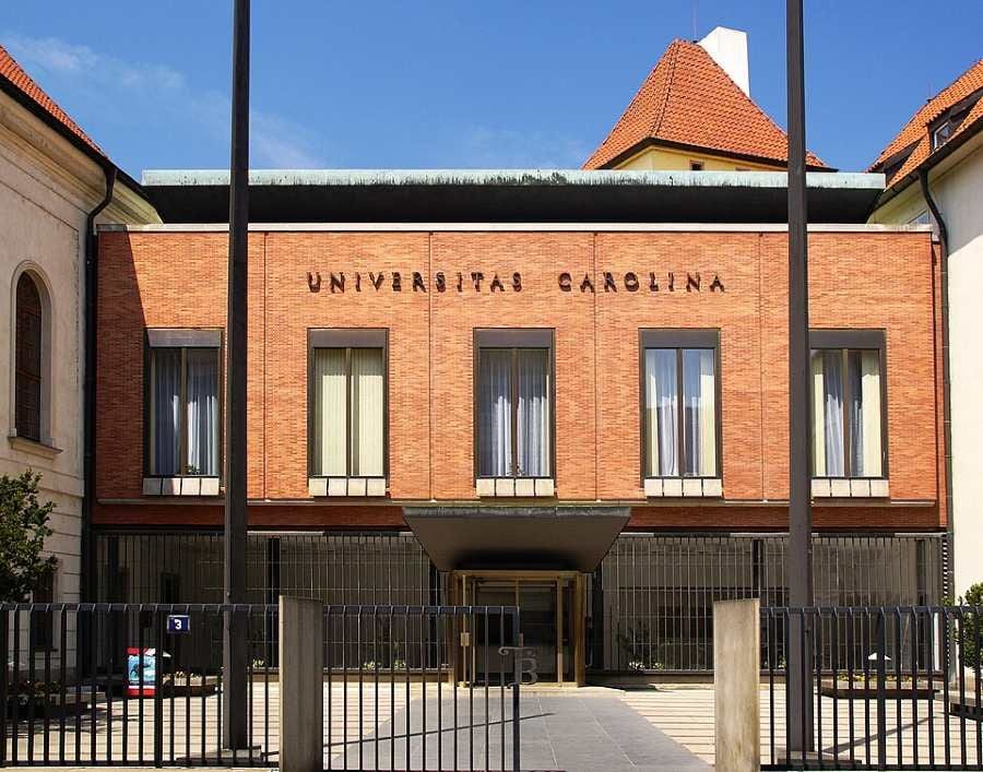 Zpoždění kampusu Albertov připraví Univerzitu Karlovu o 1,4 miliardy