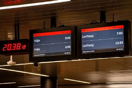 obrázek:Metro C o prodlouženém víkendu nepojede mezi Pražského povstání a Chodovem. Úsek nahradí autobusy XC