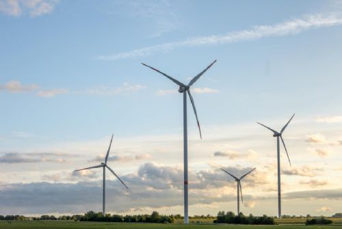 obrázek:Pět středočeských obcí odmítlo větrné elektrárny. Referenda jsou závazná