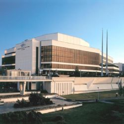 Metropolitní očkovací centrum bude od příštího týdne pokračovat v novém režimu, jeho provoz převezme společnost Medicon