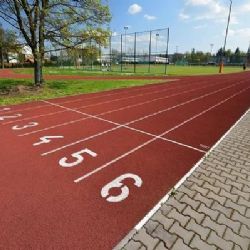 Praha poskytne městským částem 4,6 milionu korun na otevřená hřiště a prevenci sociálního vyloučení