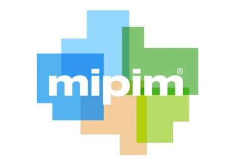 Foto: Praha se společně s Brnem a Ostravou prezentuje na veletrhu MIPIM ve Francii