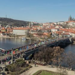 Pražský půlmaraton dočasně omezí dopravu v centru města
