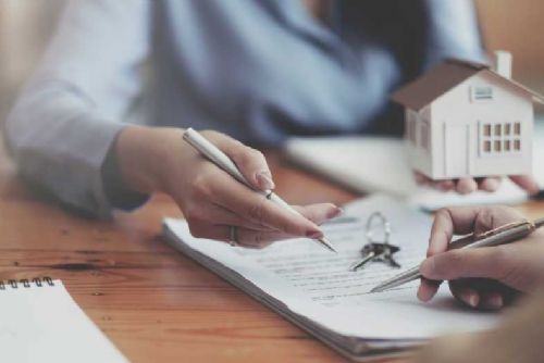 obrázek:Nejčastější chyby, které lidé dělají při koupi bytu bez právníka