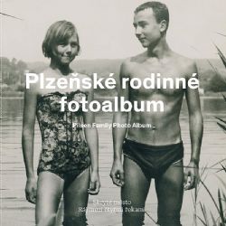 Knižní tip: Plzeňské rodinné fotoalbum