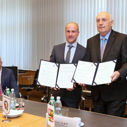 Plzeňský kraj podpoří mladé hokejisty částkou 2,7 milionu korun
