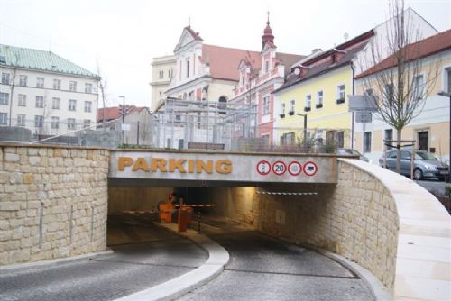 obrázek:Mladá Boleslav připravuje sportovní expozici v parkovacím domě. Radnice vyzvala veřejnost k zapojení