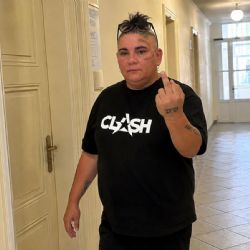 Bouřlivý soud s nebinárním Michalem Maxou nekončí. Další jednání čeká na psychiatrický posudek