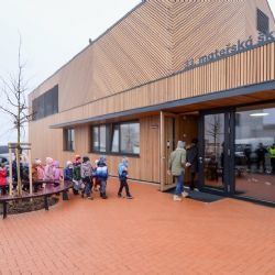Hlasování o Stavbu roku končí už v neděli. O přízeň veřejnosti bojuje 21 projektů