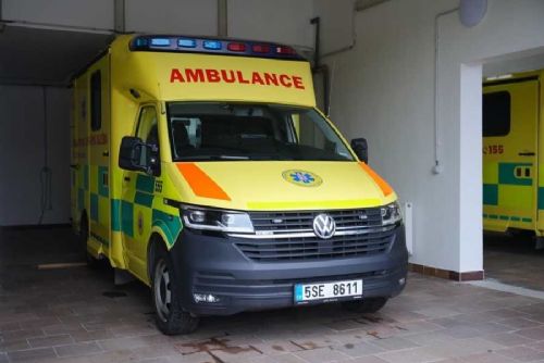 obrázek:Hořovice otevřely novou základnu záchranky. Zázemí mají dvě posádky i dvě sanitky