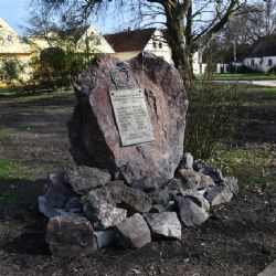 Křimické náměstíčko prošlo proměnou. Úpravy za 1,8 milionu mají zpříjemnit život místním