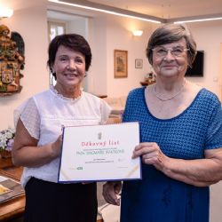 Plzeň poděkovala Dagmar Svatkové. Desítky let vedla městskou knihovnu